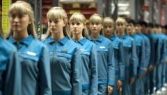 <b>跟着AR手艺和人工智能的</b>